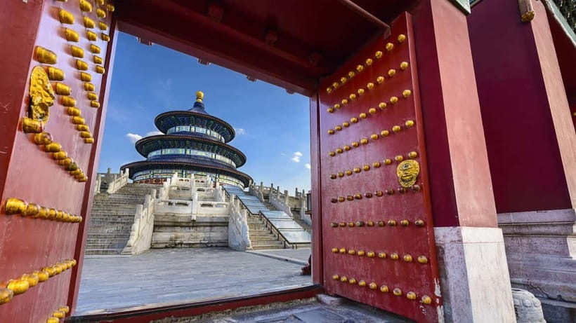 Beijing: Mutianyu Great Wall Ticket & AI Interactive Show - Option 5: Great Wall with a self-service lunch