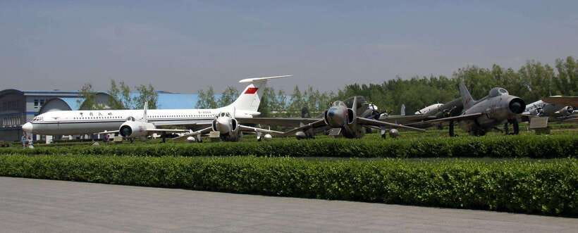 Beijing: Mutianyu Great Wall Tour and China Aviation Museum - Entering the China Aviation Museum