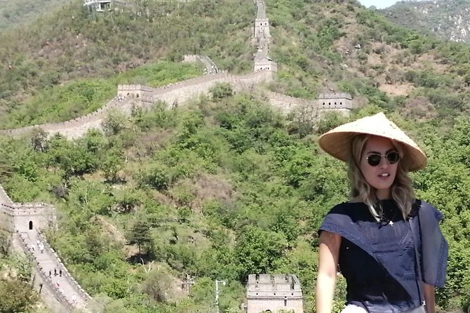 Beijing Private Transfer: Badaling Great Wall with VIP Past Pass - The 1.5 hour ride from Beijing