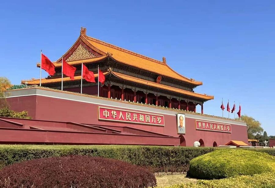 Beijing: Private Transfer to Great Wall & City Highlights - Reaching the Wall by cable car or chairlift