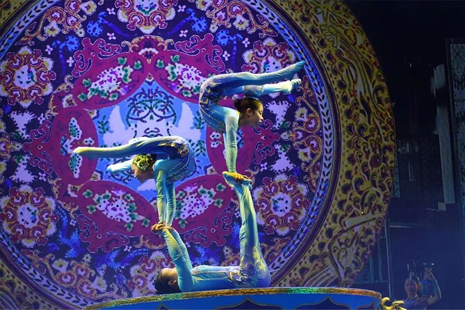 Beijing Red Theatre Acrobatic Show Tickets Official - Getting there by public transport
