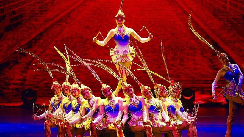 Beijing: Red Theatre Acrobatics Show Ticket-Local Must-See - The theatre setting and a small seating concern