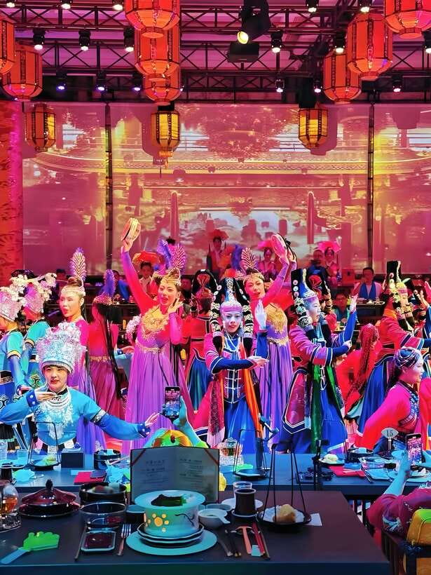 Beijing Royal Banquet with Chinese culture prefermance - Lamb, Cabbage Soup, and the Pace of the Meal