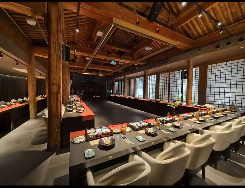 Beijing Royal Dinning Experience with cultural performance - How the two-hour performance works