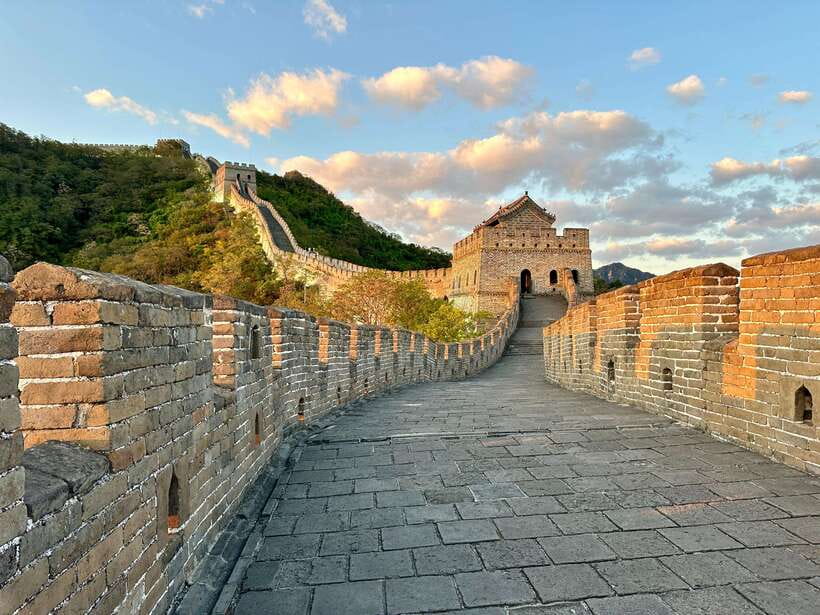 Beijing: Temple of Heaven Guided Tour with Options or Ticket - The park beyond the monuments