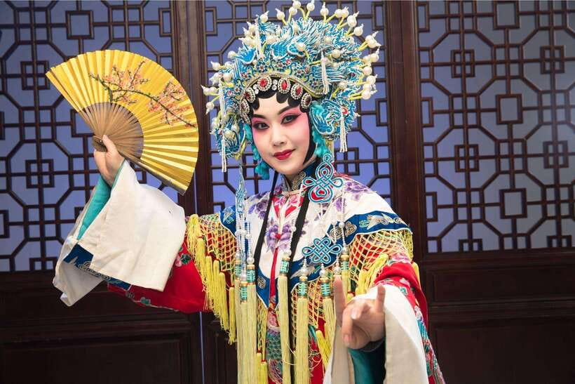 Beijing: Traditional Cultural Show Peking Opera Tickets - Why Liyuan Theatre makes a useful first Peking Opera stop