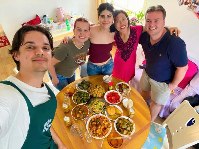 Beijing: Vegan Home Cooking & Local Market Tour with Sanxia - Why this Beijing cooking class feels personal