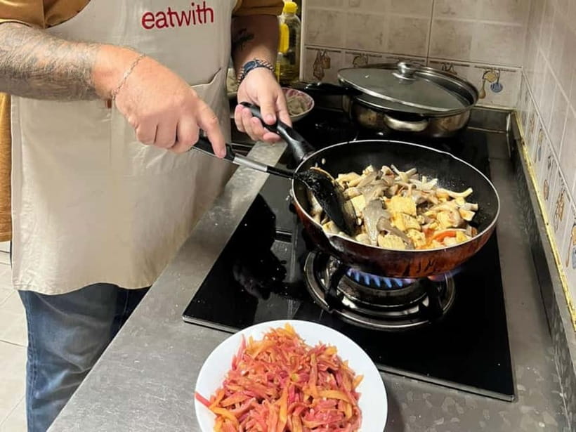 Beijing: Vegan Home Cooking & Local Market Tour with Sanxia - Is $47 a fair price?