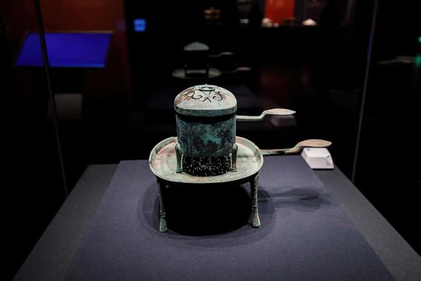Chengdu: City Walking Tour with Food and Culture Stops - People’s Park and the three-piece tea-house set