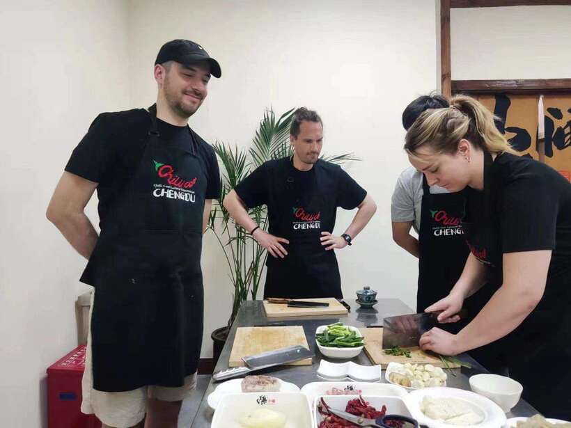 Chengdu: Cooking Class with Fresh Market Half Day Experience - Is $82 a fair price?