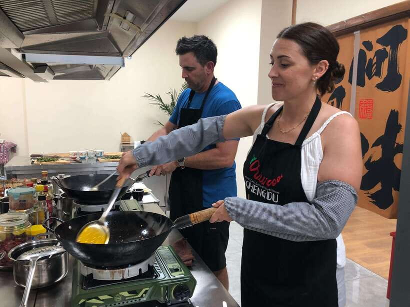 Chengdu: Cooking Class with Fresh Market Half Day Experience - Practical booking advice