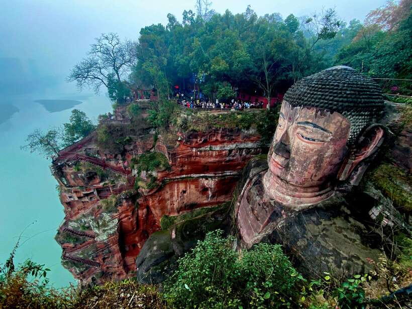 Chengdu: Leshan Buddha Optional Tours w/ Transfer or Guide - Starting with pandas at breakfast