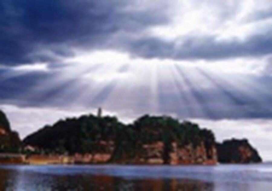 Chengdu panda & Leshan Buddha One Day Private Tour - Private transport is the real time saver