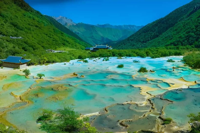 Chengdu: private 2-Day Huanglong Jiuzhaigou tour by train - Who will enjoy this trip most