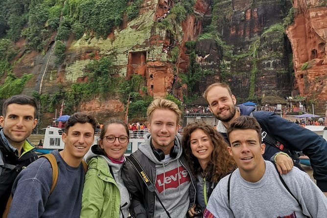 Chengdu Private Day Tour to Emei Mountain with Lunch and Cable Car Ride - Lunch Near the Golden Summit