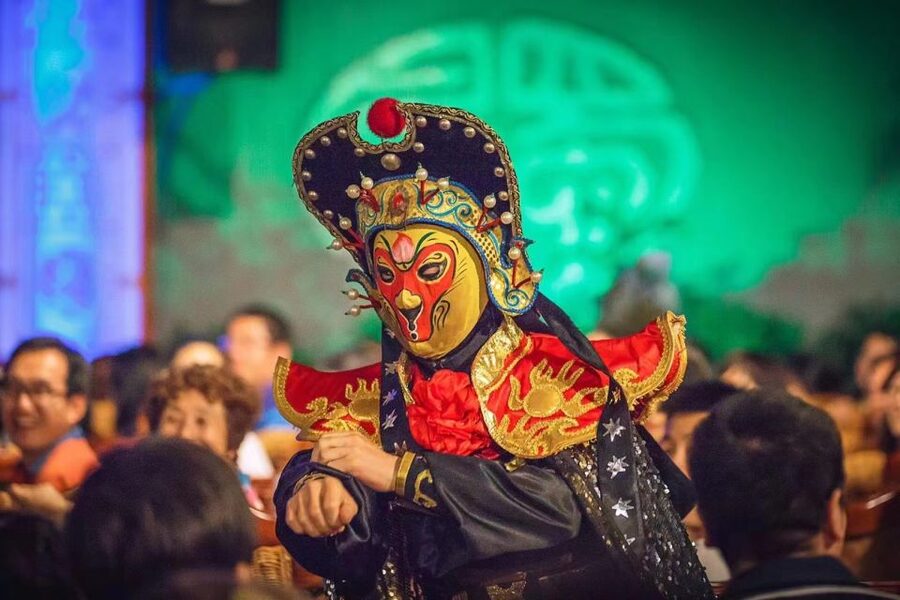 Chengdu: Sichuan Opera Shu Feng Yan Yun Evening Show Ticket - What Happens During the 90-Minute Show