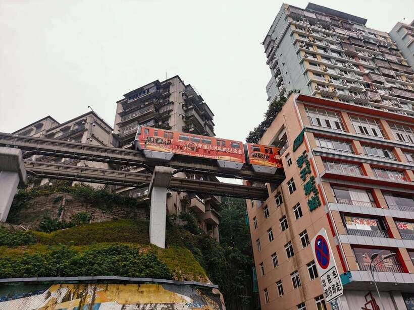 Chongqing: 1-day Essential Guided City Tour without Car - Kuixinglou shows Chongqing’s vertical trick