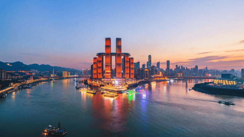 Chongqing: Two Rivers Night Cruise- Yangtze & Jialing Rivers - Finding the pier near Hongyadong