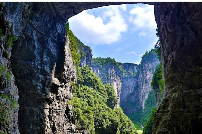 Chongqing Wulong National Park Private Tour - The 7:30 a.m. pickup and the long road to Wulong