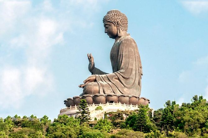 Coach Day Tour - Lantau Island Visiting and Giant Buddha Cable Car Tour Plus Tai O Boat Ride - Why Lantau Island makes a fine break from Kowloon