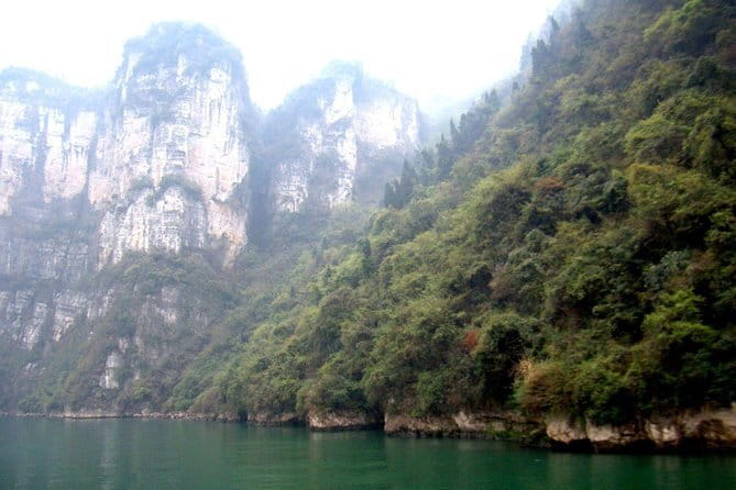 Customized Private Wuhan Day Tour (10 attractions to choose / Not group tour) - Wuhan University and its early spring flowers