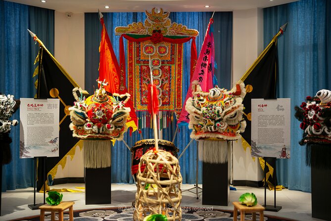 Day Tour learning Kung Fu and Lion Dance in Bruce Lee’s Hometown - Learning what the Southern lion represents