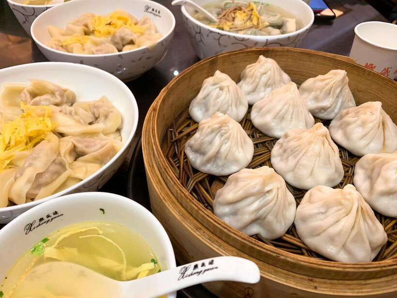 Evening Food & Drink Tour in Former French Concession - A walking tour with a small, personal feel