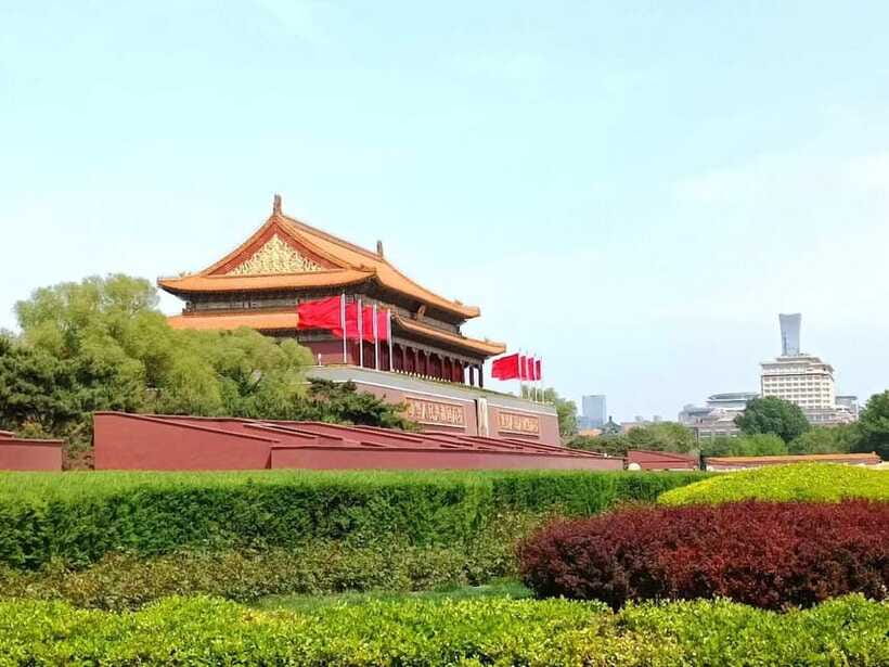 ForbiddenCity & Tiananmen Square ticket with guide(optional) - What the optional guide adds