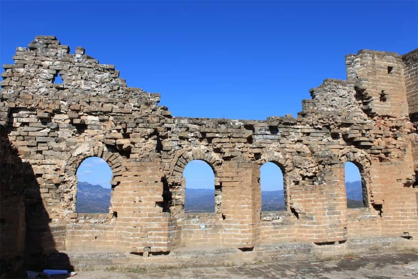 From Beijing: Small Group Hike at Jinshanling Great Wall - Water, snacks, poles, and the local meal