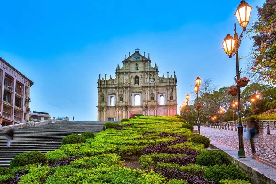 From Hong Kong: Macau Day Tour with R/T Ferry, Lunch, Pickup - Pickup in Hong Kong and the Turbojet crossing