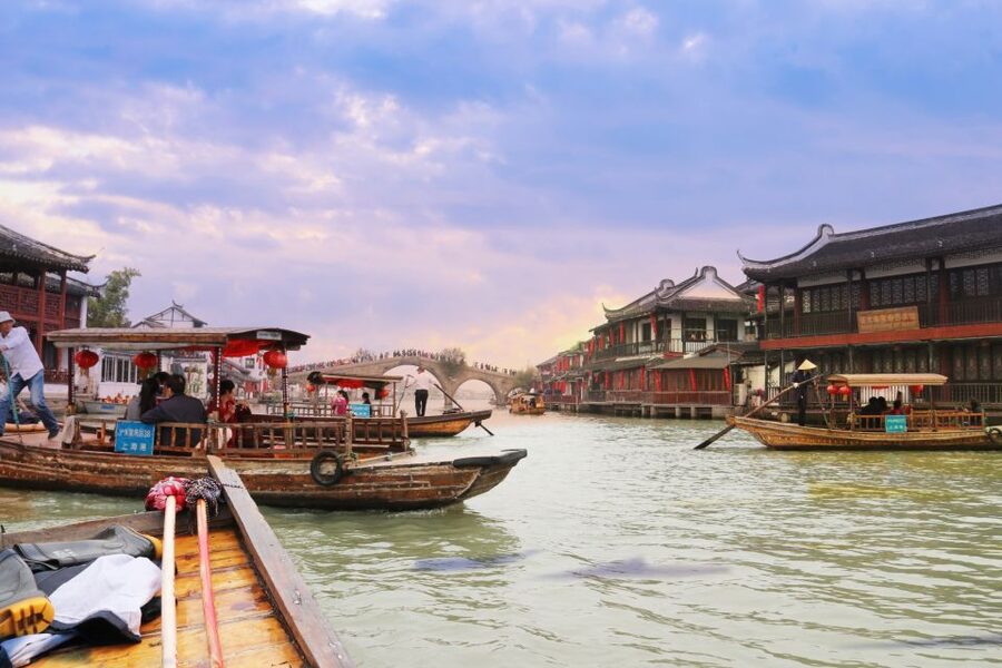 From Shanghai: Private Zhujiajiao Tour with Boat Ride - Walking the old street and traditional market