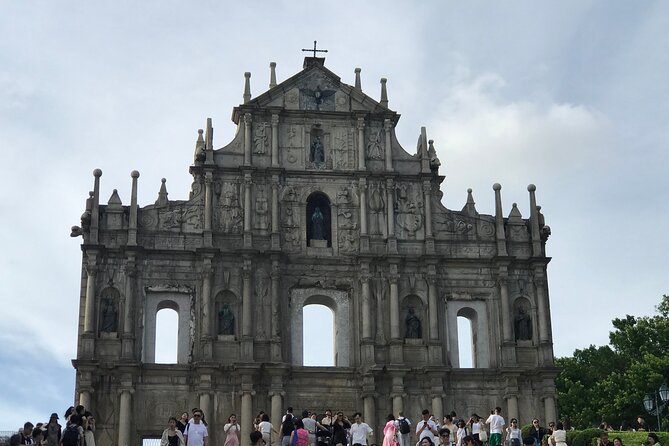 Full Day Macau Sightseeing Tour - The Venetian Macau: a quick look at casino culture