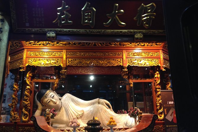 Full-Day Private Guided Tour of Shanghai - Nanjing Road, Shanghai’s great shopping corridor
