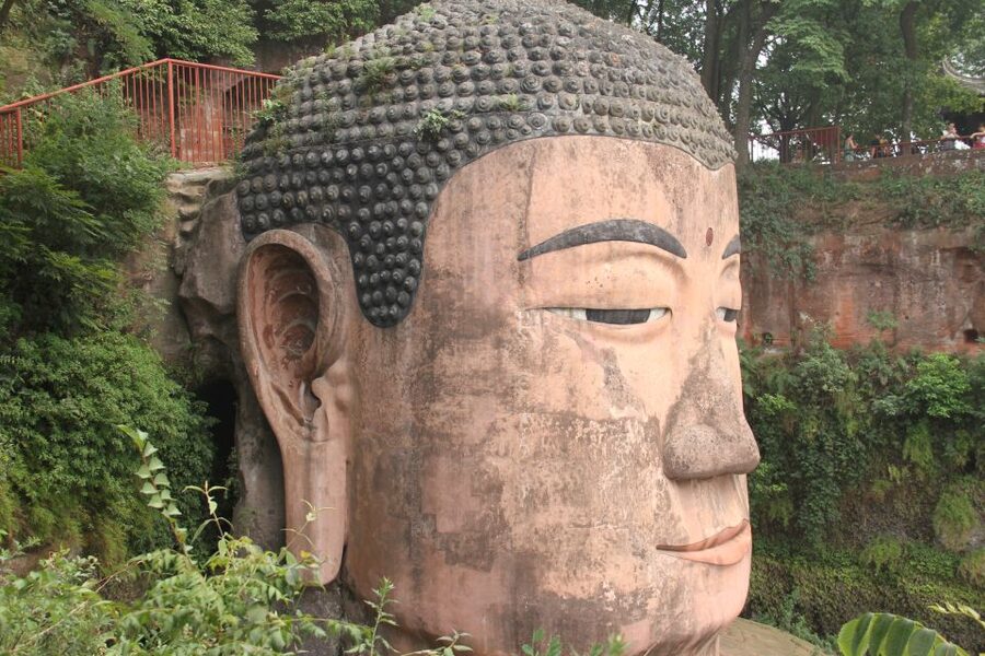 Full-Day Tour of Leshan's Giant Buddha from Chengdu - Booking and cancellation details