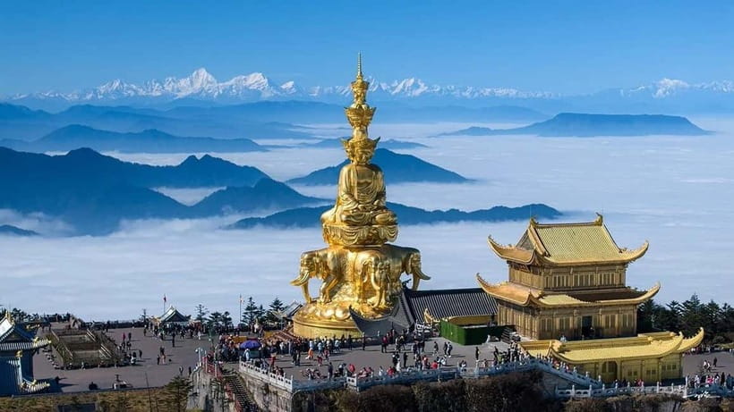 Golden Buddha & Cloud Sea: Emei Mountain Private Tour - Why Mount Emei makes a strong day trip from Chengdu