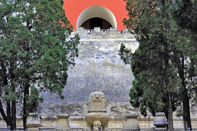 Great Wall of China at Badaling and Ming Tombs Day Tour from Beijing - Cable car or stairs at Badaling?