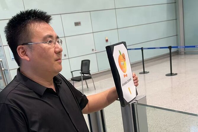 Guangzhou Baiyun Airport Guangzhou Hotels:Private with Meet & Great Service - Finding the driver after baggage claim