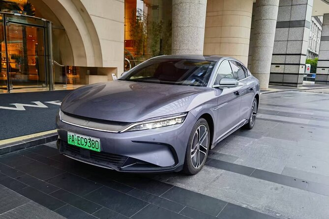 Guangzhou Baiyun Airport Guangzhou Hotels:Private with Meet & Great Service - What the $33 price buys you