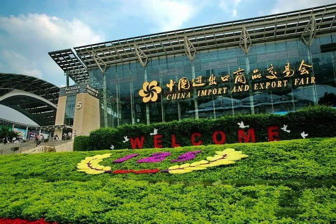 Guangzhou Downtown Hotel - Baiyun Airport OneWay Private Transfer - A family-friendly option with one useful request