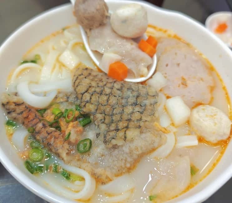 Guangzhou: Food Tour - Eat Like Local + Rice Roll Workshop - Is $99 a fair price?
