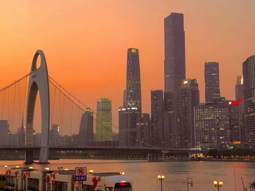 Guangzhou: Private Guided City Tour with a Local - Historical sites with room for questions