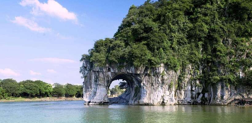 Guilin: Elephant Trunk Hill, Reed Flute Cave & Daxu Old Town - Daxu Old Town is the strongest cultural stop