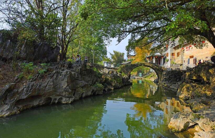 Guilin: Elephant Trunk Hill, Reed Flute Cave & Daxu Old Town - Is the $158 price fair?