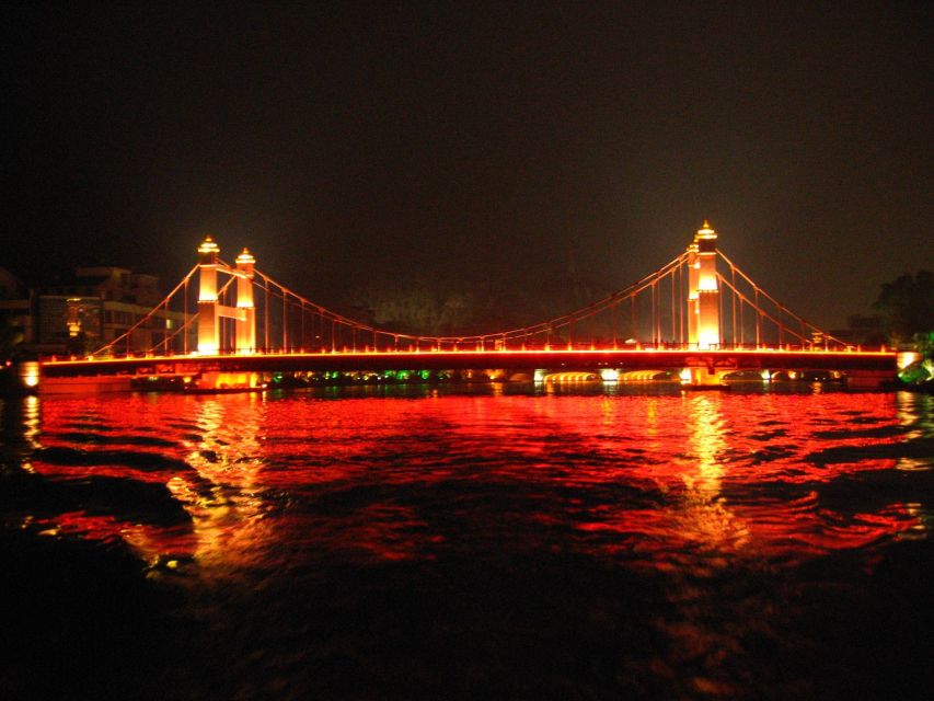 Guilin: Four Lakes Night Cruise with Round-trip Transfer - Guilin’s Four Lakes after sunset