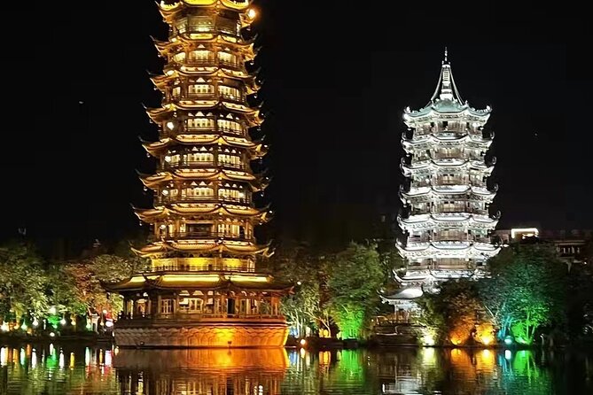 Guilin Four lakes night cruise with the English speaking driver from Guilin hotel - Why the Four Lakes look best after sunset