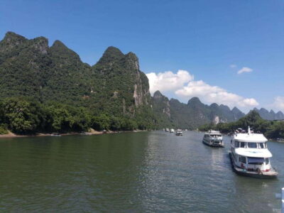 Li River Cruise with Transfer to Yangshuo