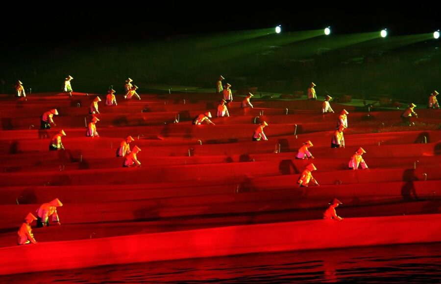 Guilin: Private Full-Day Li River Cruise and Liusanjie Show - Should you book the Li River cruise and Liu Sanjie show?