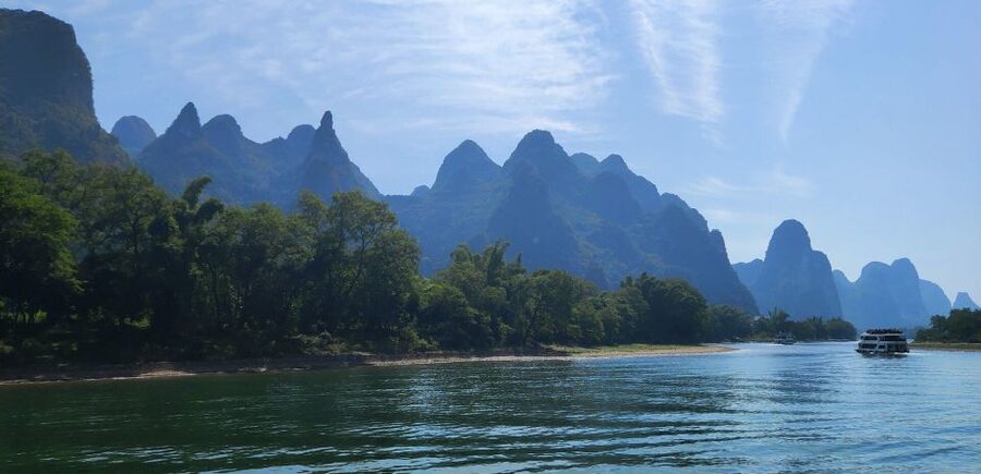 Guilin: Private Full-Day Li River Cruise and Liusanjie Show - Who should book this Guilin day trip?