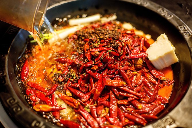 Half-Day Chengdu Back Alley Foodie Tour - Why this Chengdu food tour feels different