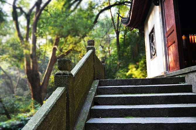 Half-Day Flexible Private Hangzhou Highlight Tour - A private car makes the four-hour schedule possible
